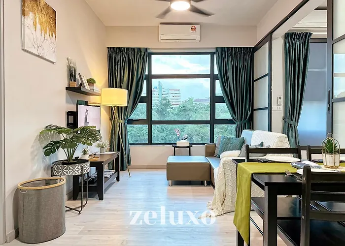 #2 Jesselton Quay City Pads By Zeluxo